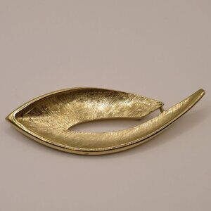 Trifari Gold Tone Brooch